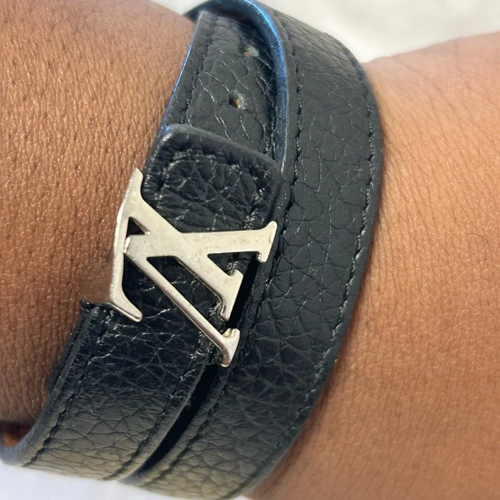 Louis Vuitton Black‎ Leather Slim Bracelet